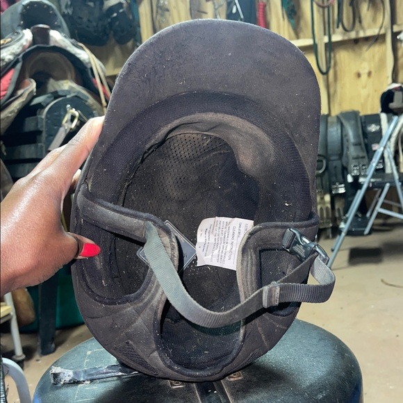 Equestrian Riding Helmet - Picture 6 of 7